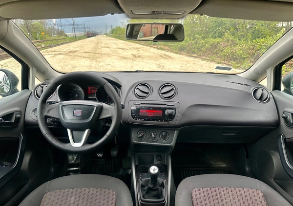 Seat Ibiza cena 13800 przebieg: 230000, rok produkcji 2008 z Wrocław małe 436